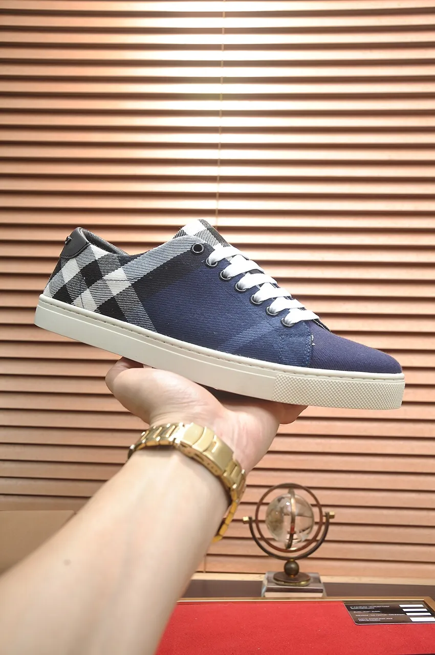 Men's shoes💰480💶[Burberry] (cowhide lining) classic low-top sneakers｜Imported cowhide with classic plaid fabric｜Cow leather lining｜Original outsole｜Fine workmanship and comfortable to wear Size: 38-44 (customized at 45)